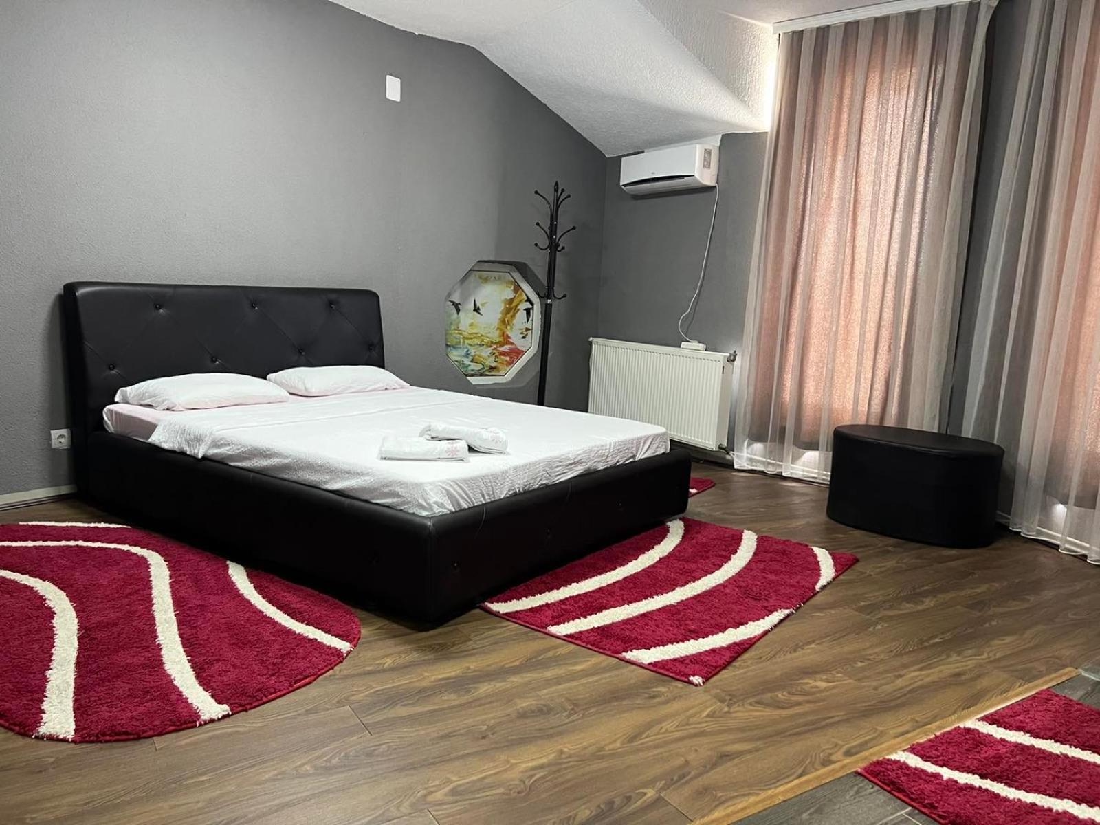 Hotelwhite Gjilan Eksteriør billede